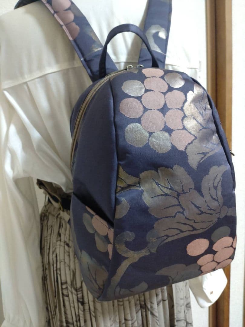 帯リメイクリュック***紫地葡萄柄**