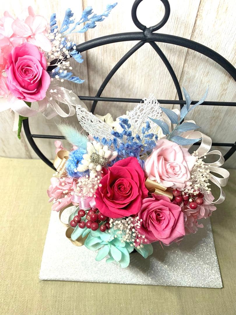 HANDMADEプリザーブドフラワー　アレンジメント　母の日　壁掛け