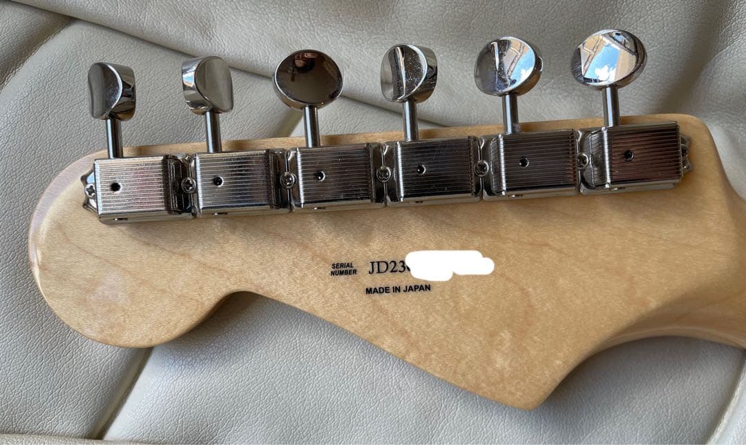 美品FENDER Traditional Ⅱ 50s 良杢ネック ストラト