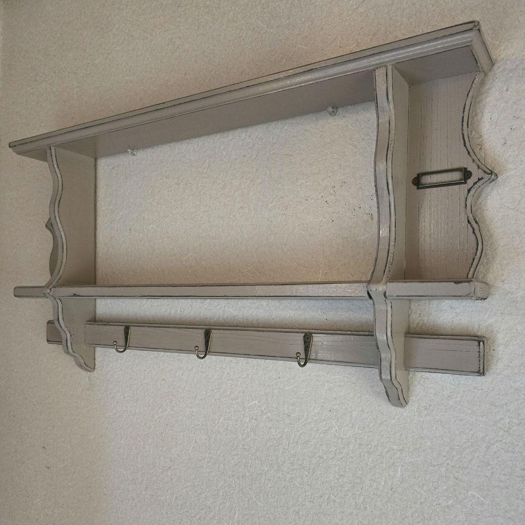 りん　フレンチアンティークシャビー壁掛けシェルフワイド800　モール