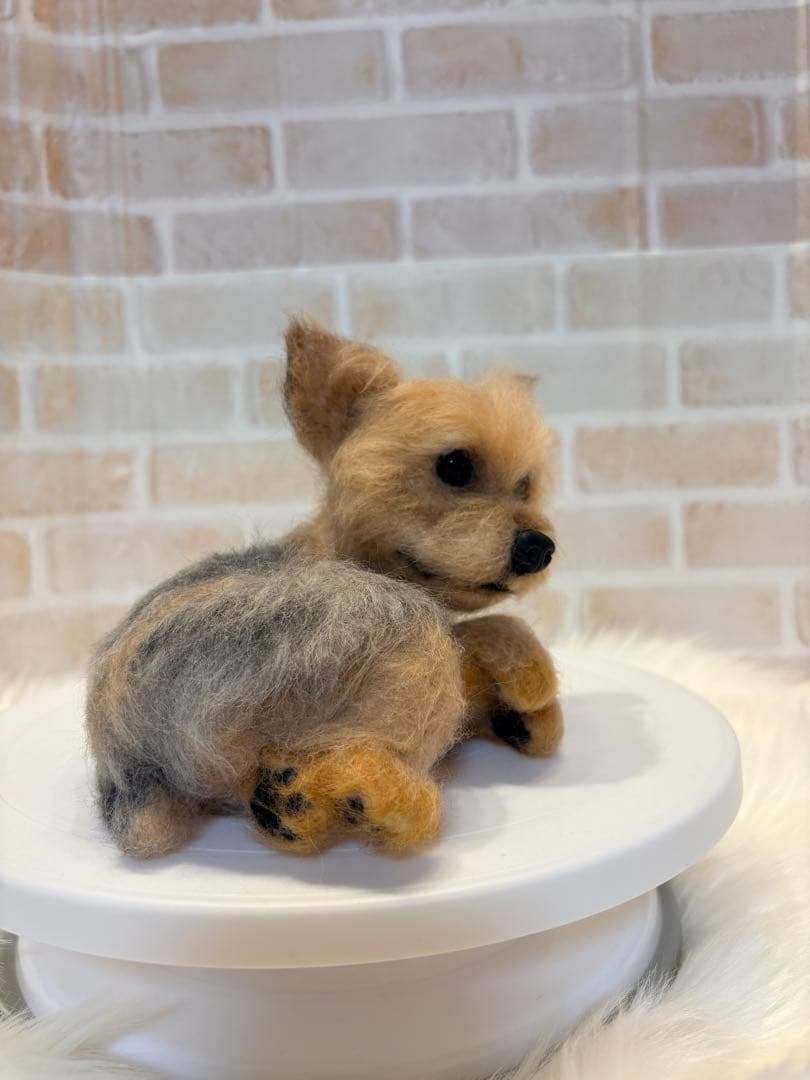 ヨークシャテリア　羊毛フェルト　momoichgo ヨーキー