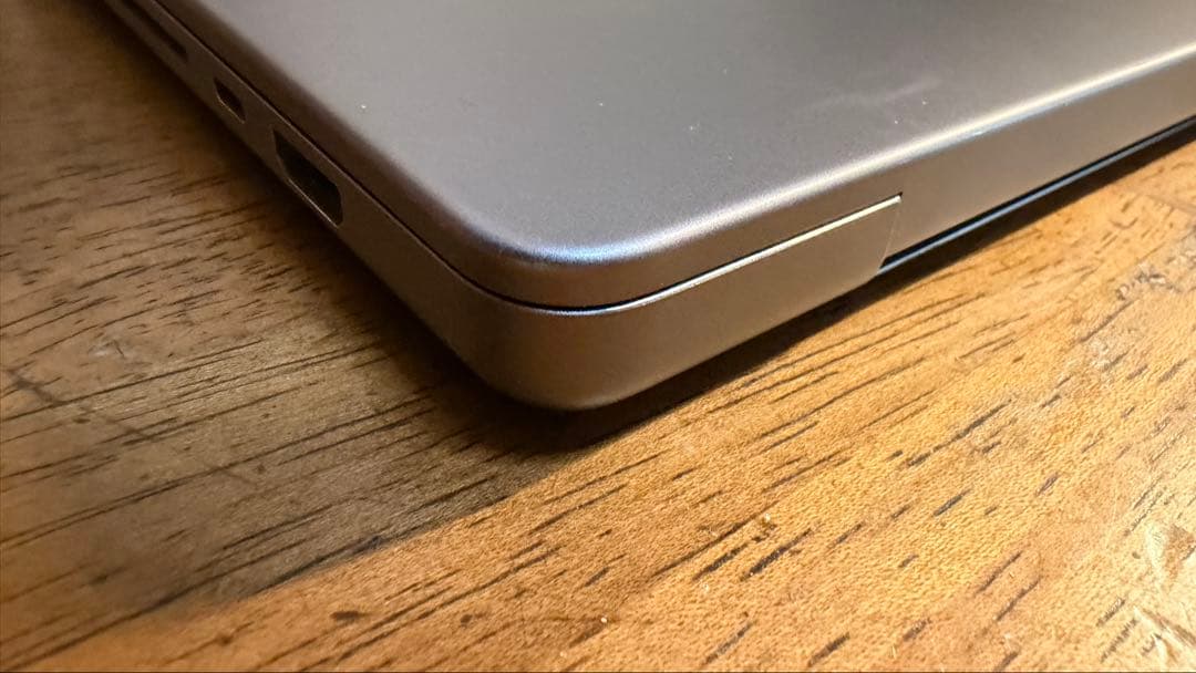MacBook本体 Apple MacBook Pro 16 inch M1 Max