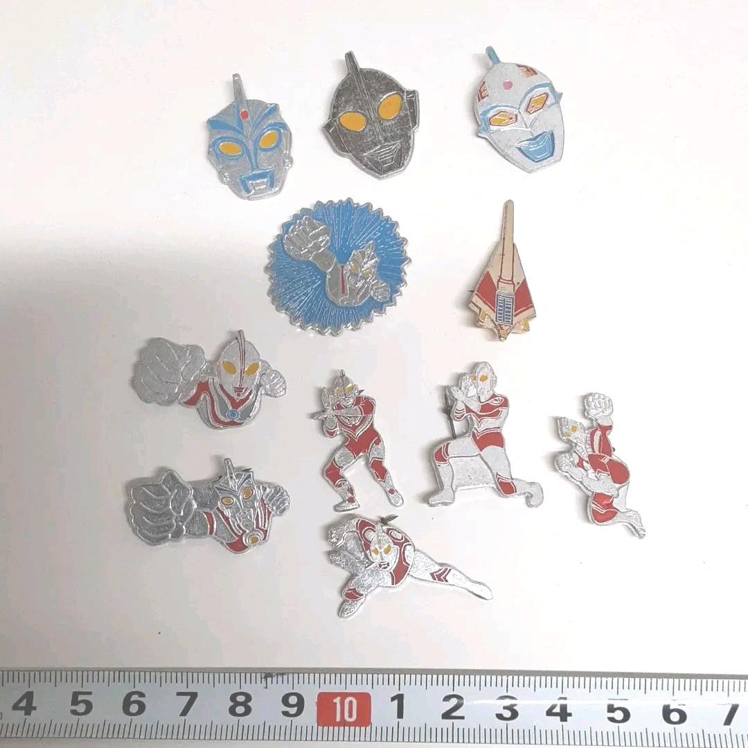昭和レトロ　ウルトラマンバッジ