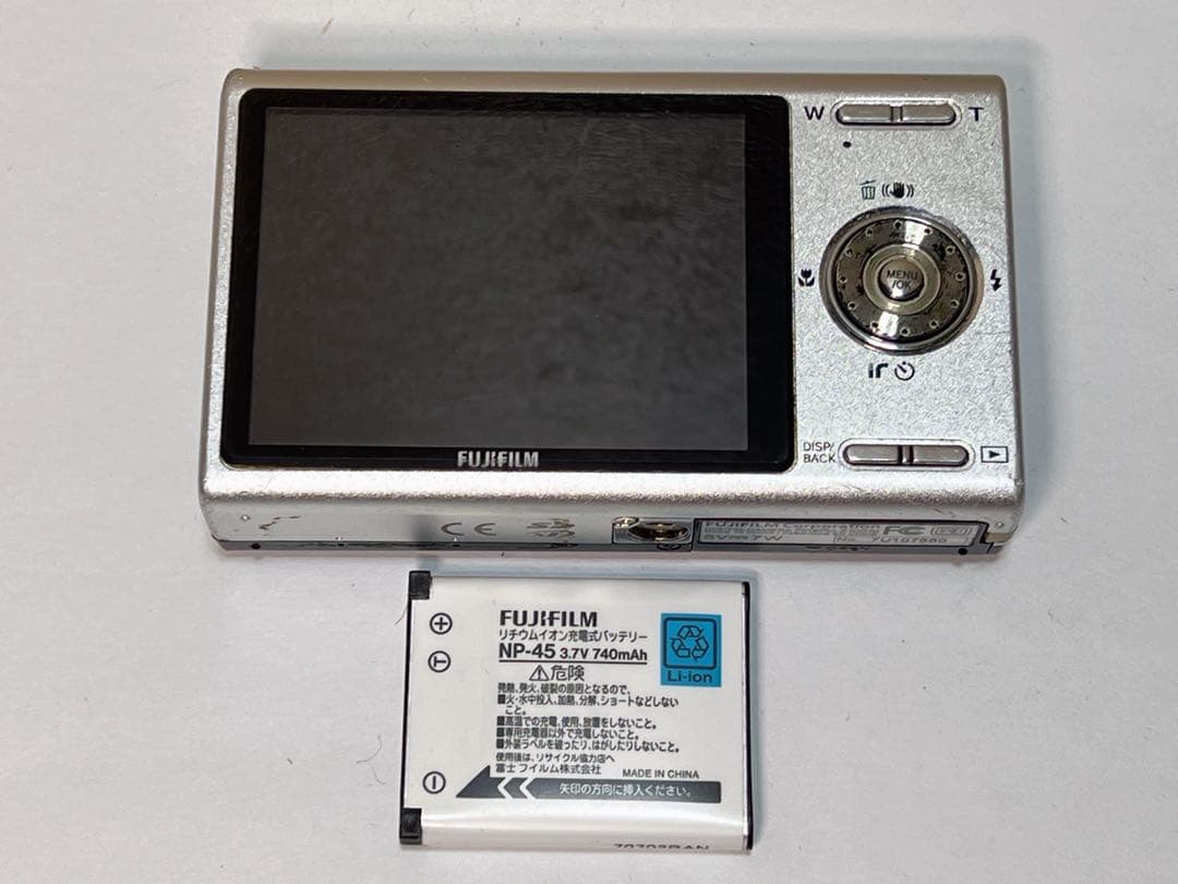 FUJIFILM 富士フィルム デジカメ　ファインピクスZ100fd