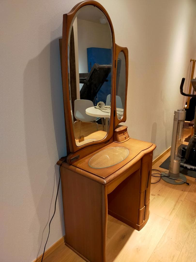 美品　フランスミラー　アンティークドレッサー