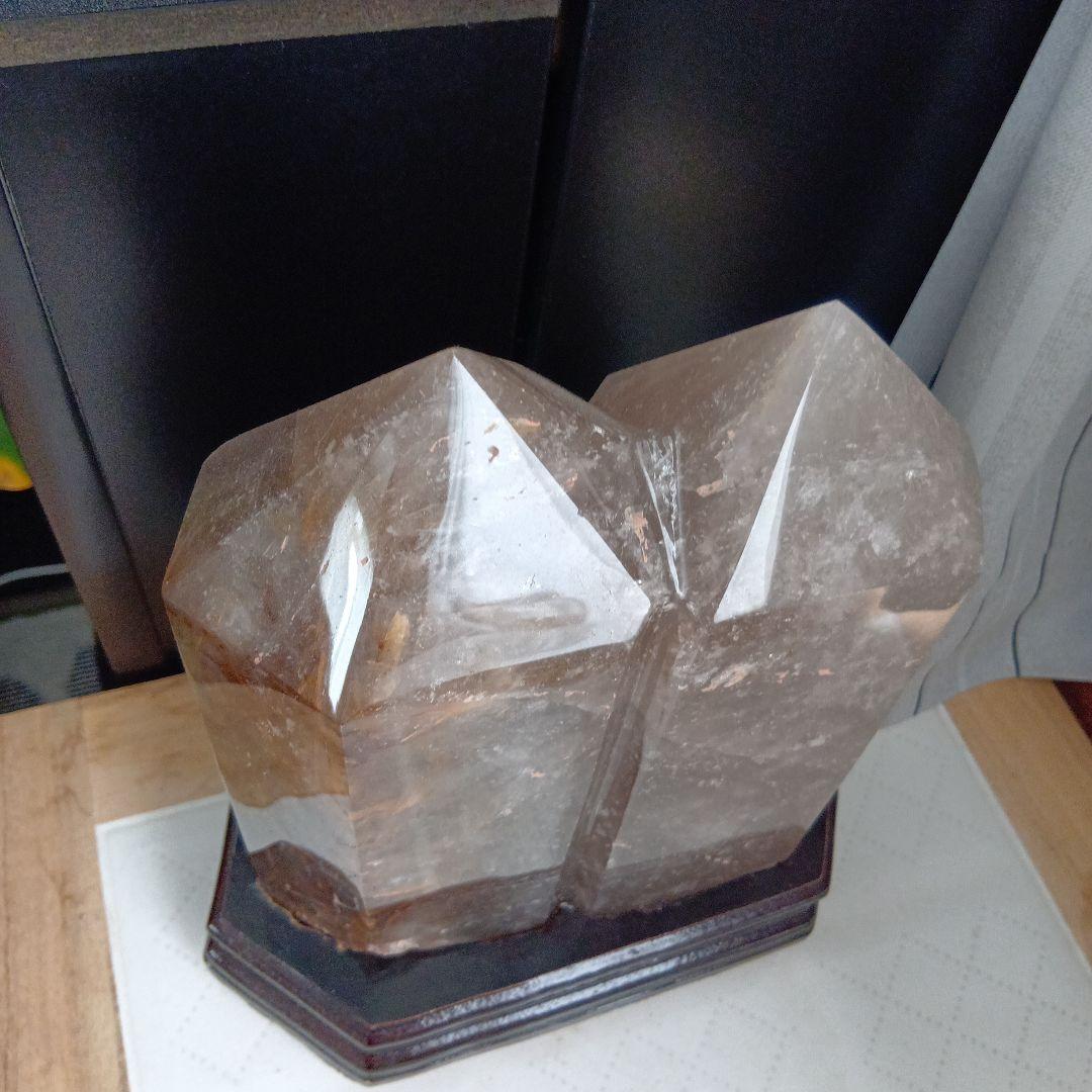 ゴールドルチル 水晶　原石　天然石　台座＋さざれ付き