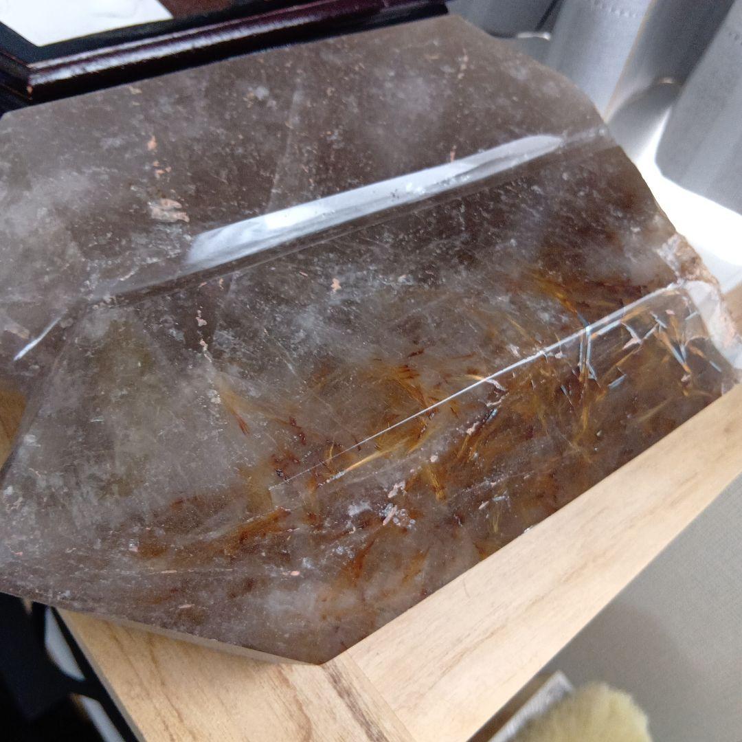 ゴールドルチル 水晶　原石　天然石　台座＋さざれ付き