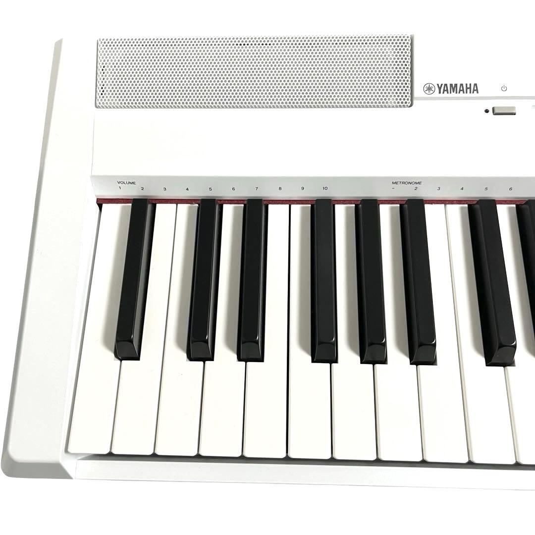 美品YAMAHA ヤマハ P-105 白 電子ピアノ キーボード 2014年製