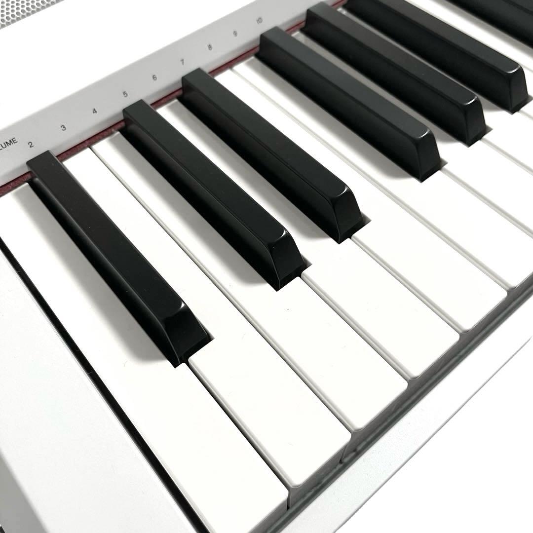 美品YAMAHA ヤマハ P-105 白 電子ピアノ キーボード 2014年製