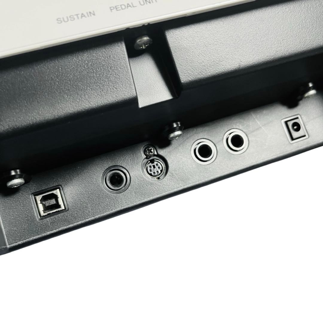 美品YAMAHA ヤマハ P-105 白 電子ピアノ キーボード 2014年製