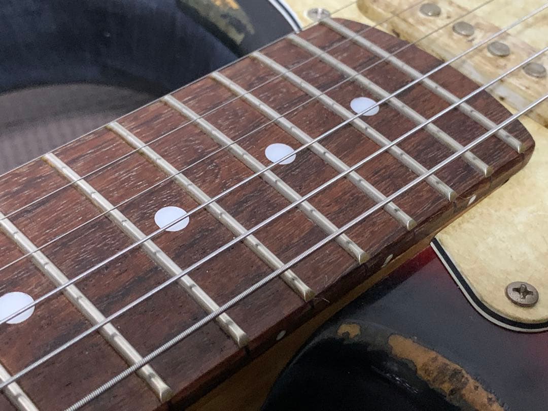 Legend レジェンド ST ストラトキャスター ストラト サンバースト