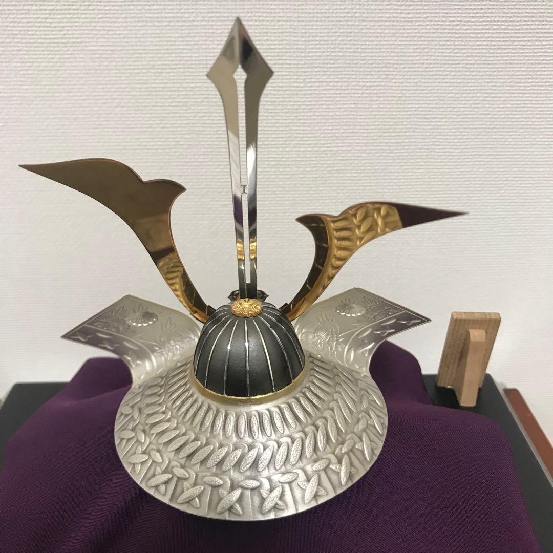 【美品】金銀工芸家　伝統工芸士　三代目　武比古　兜４号　（剣付）