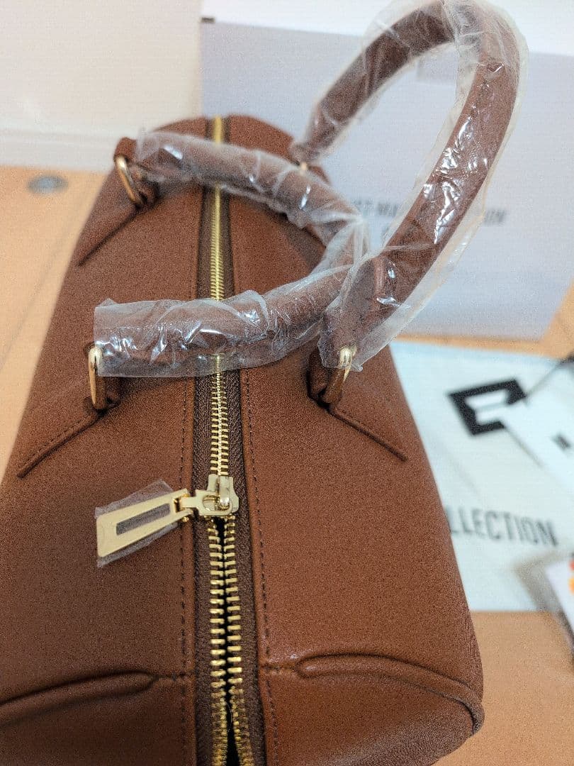 BTS V 公式新品未使用！かばん