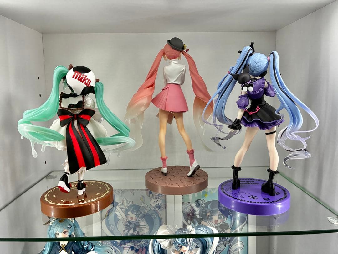 雪ミク×クロミ　初音ミク×チロルチョコ ミルクver. 桜ミク お花見コーデ