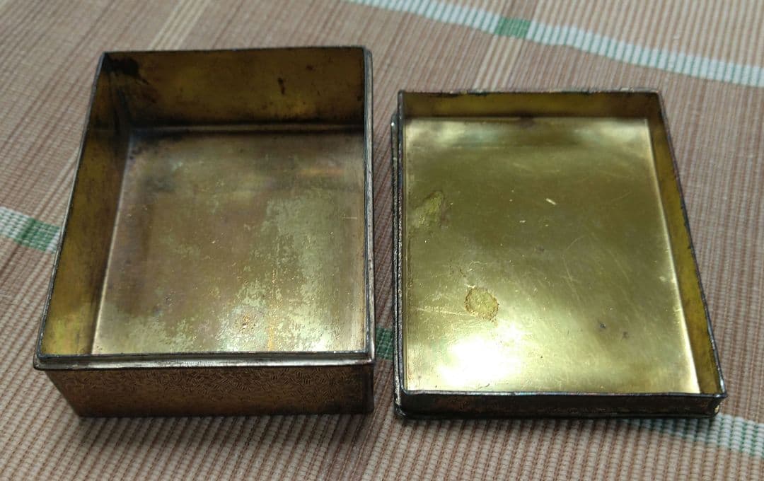 煙草入れ　小箱　アンティーク