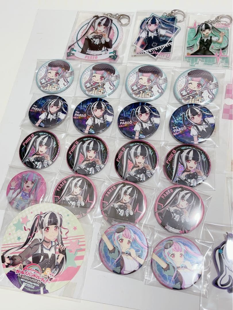 バンドリ パレオ 缶バッジ アクスタ 色紙 アクキー 海外缶 セット