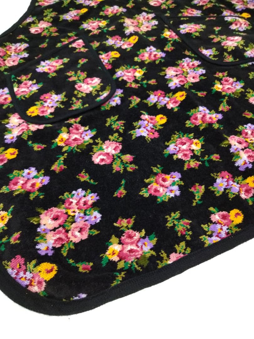 FEILER 花柄エプロン 黒　ポケット2個付