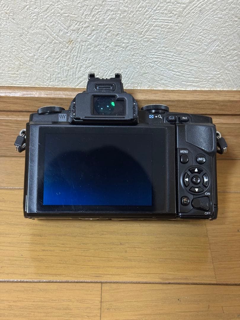 OLYMPUS E-M5 ジャンク品 レンズ付き
