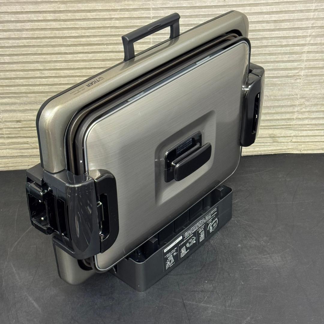 ☆タイガー　ホットプレート　これ1台　CRV-B300　2016年製　長期保管品