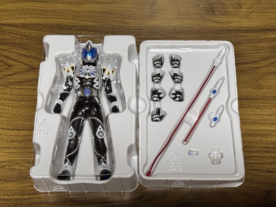 S.H.Figuarts 真骨頂製法 仮面ライダーサガ