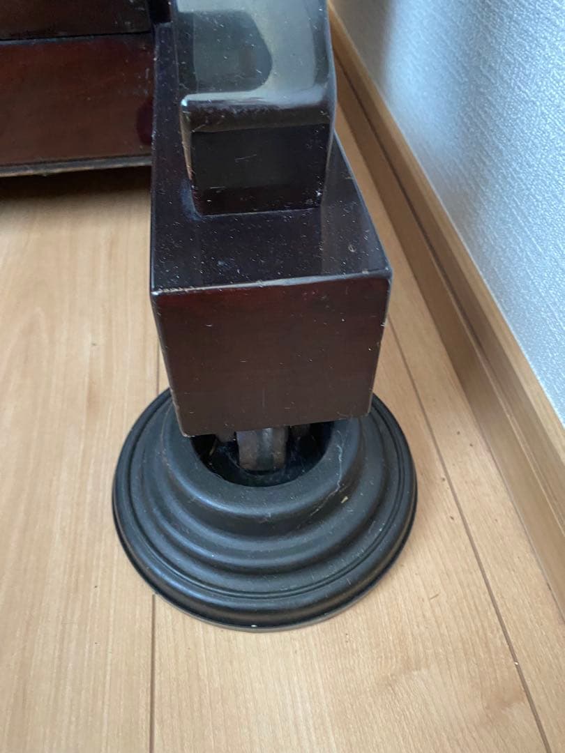 アールウィンザー アップライトピアノ　椅子付き　送料別　EARL WINDSOR