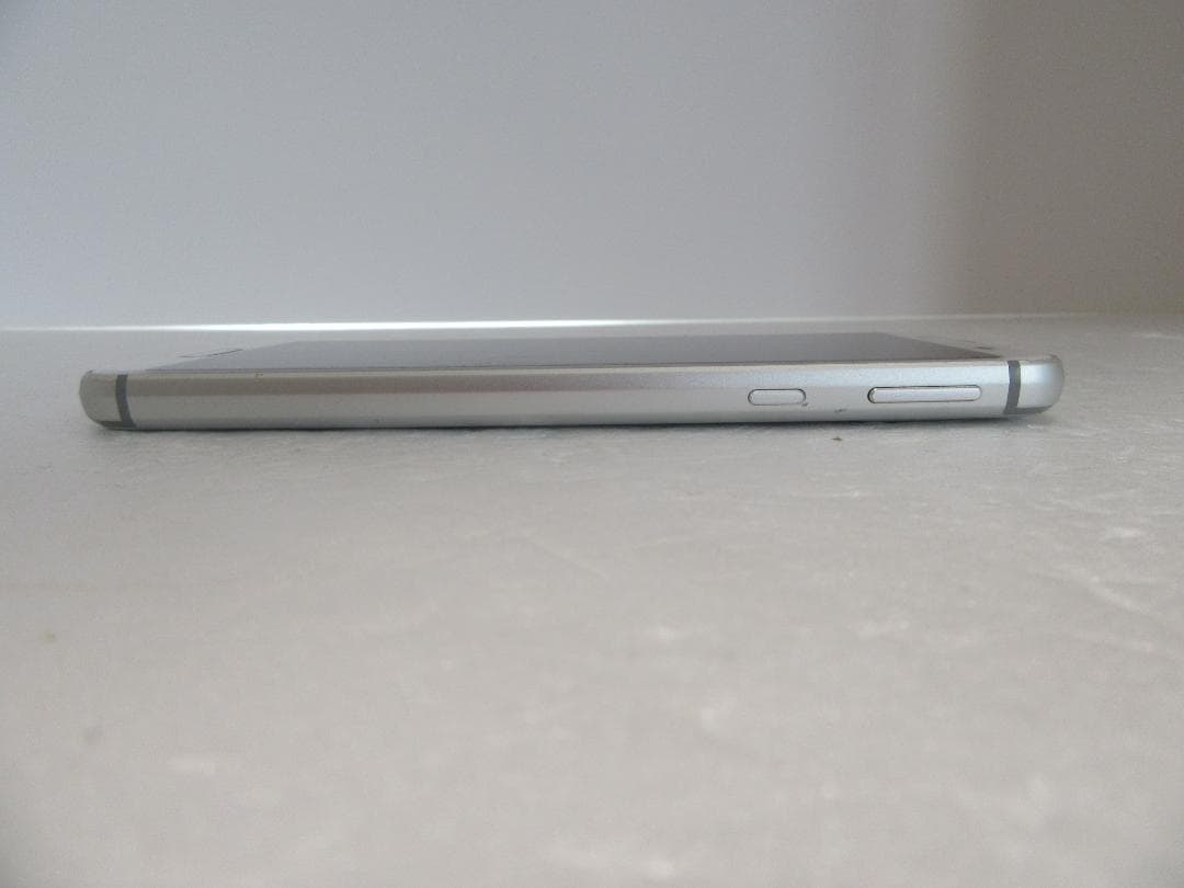 AQUOS SENSE3 LITE シルバー SH-RM12
