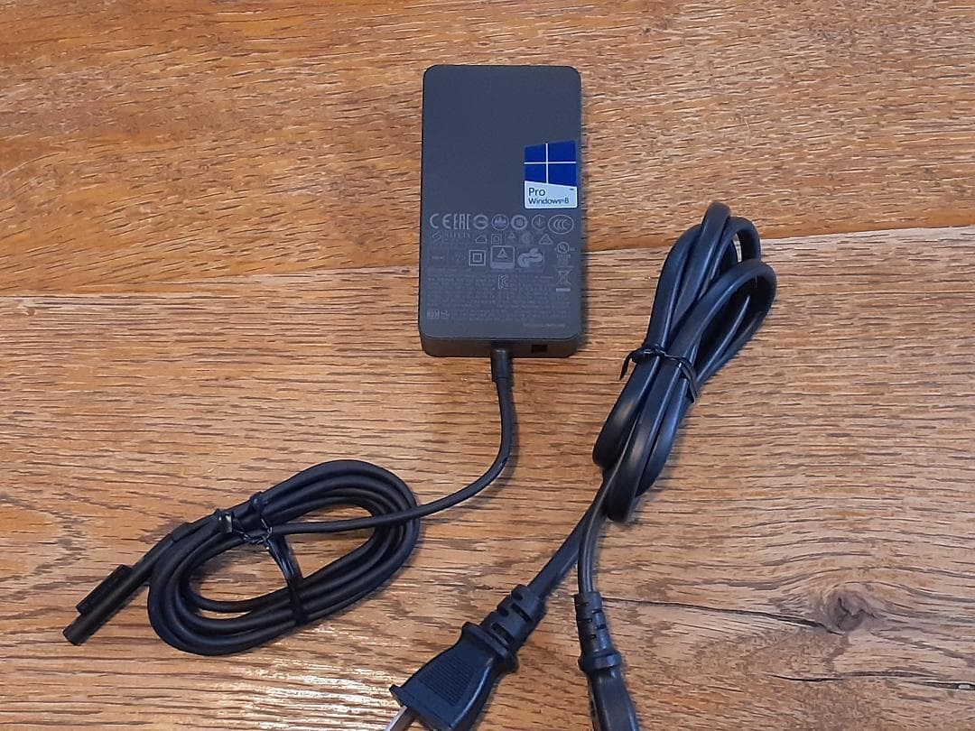 訳アリ美品★マイクロソフト Surface Pro3 タイプカバー付 非リコール