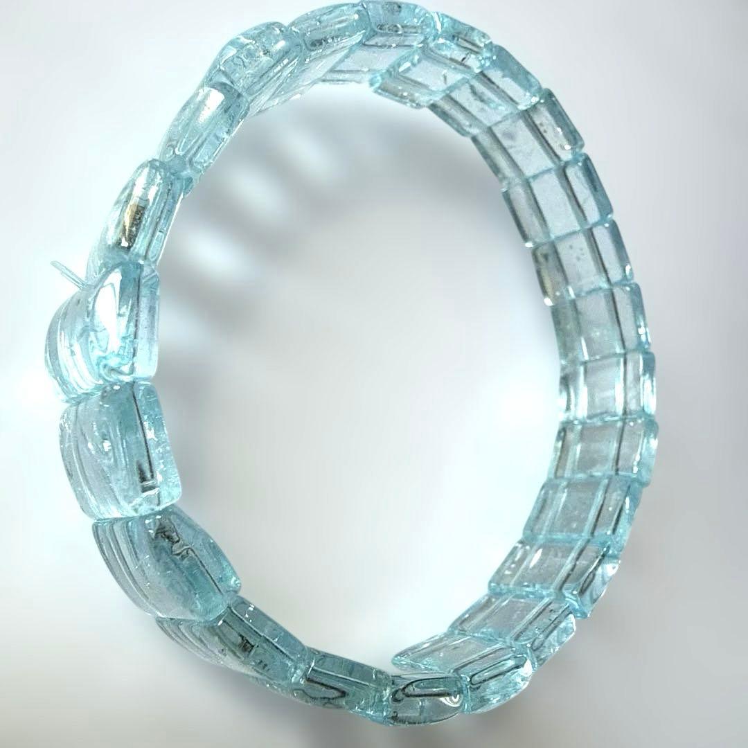 天然石　高品質トパーズ　バングル