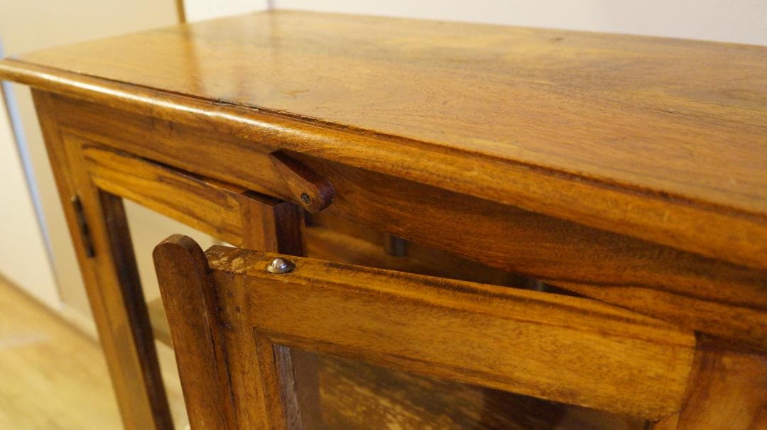 アンティークチェスト(食器棚)