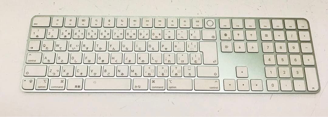 Apple キーボード A2520