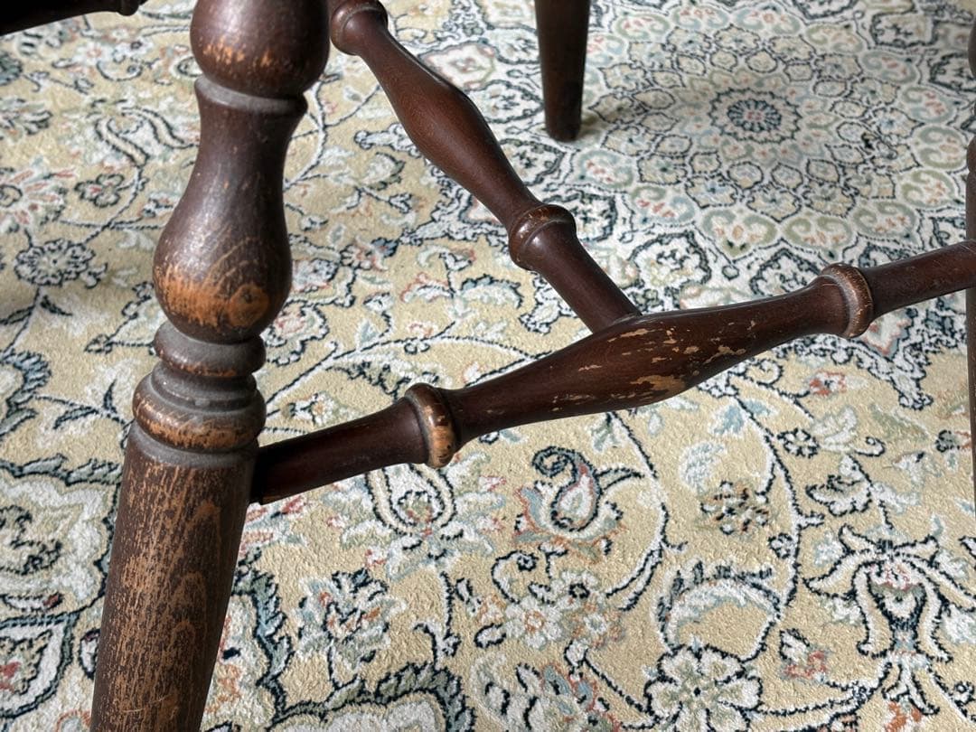 レザースツール　リベット打ち　ろくろ脚　サイドスツール　レトロ　Z