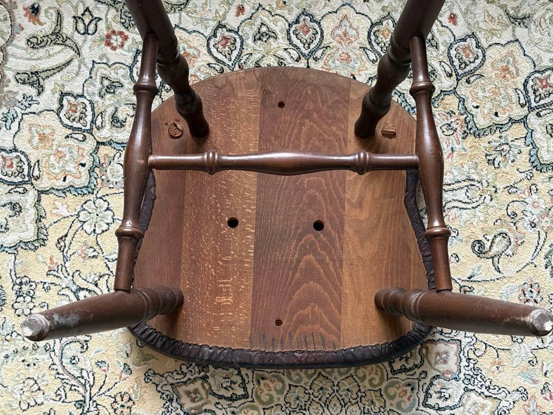 レザースツール　リベット打ち　ろくろ脚　サイドスツール　レトロ　Z