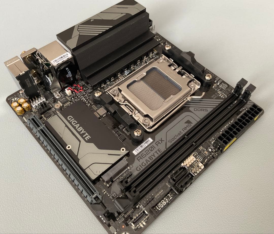 【自作PC】GIGABYTE A620I AX