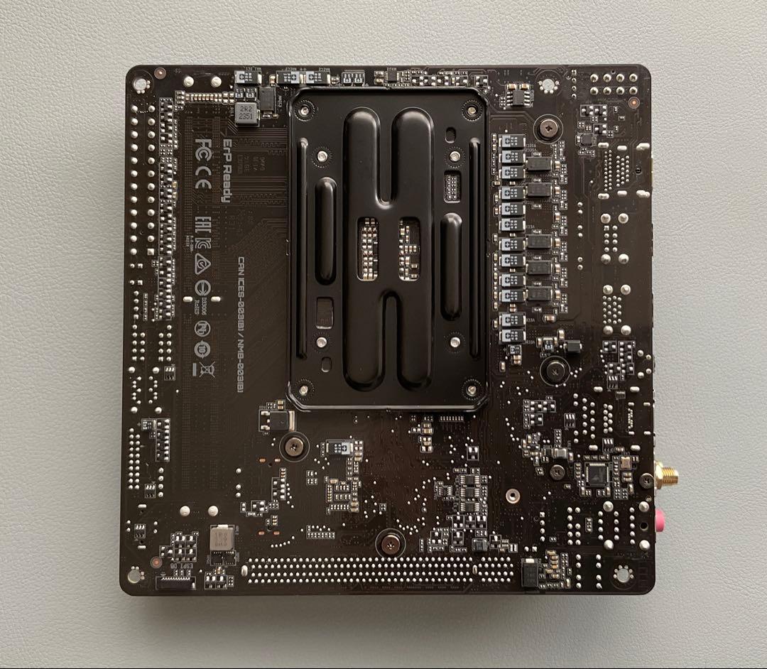 【自作PC】GIGABYTE A620I AX