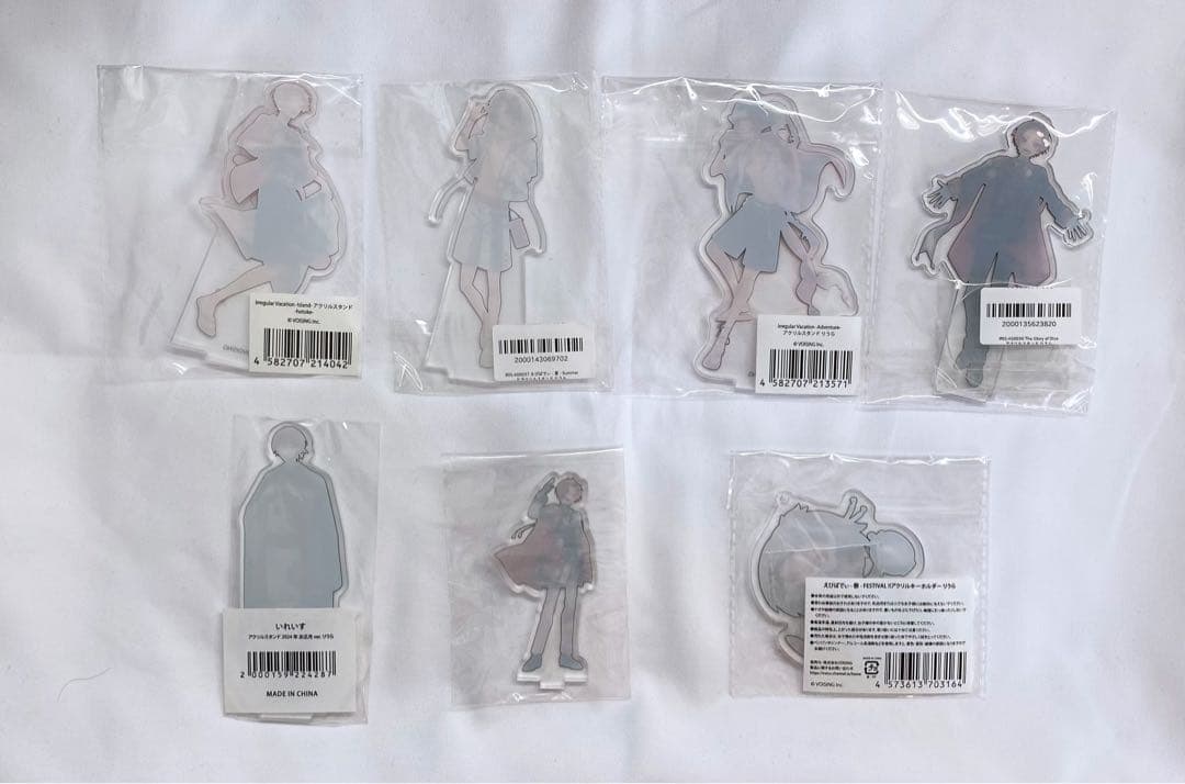 【 即購入◎・匿名配送 】いれいす りうら アクリルスタンド