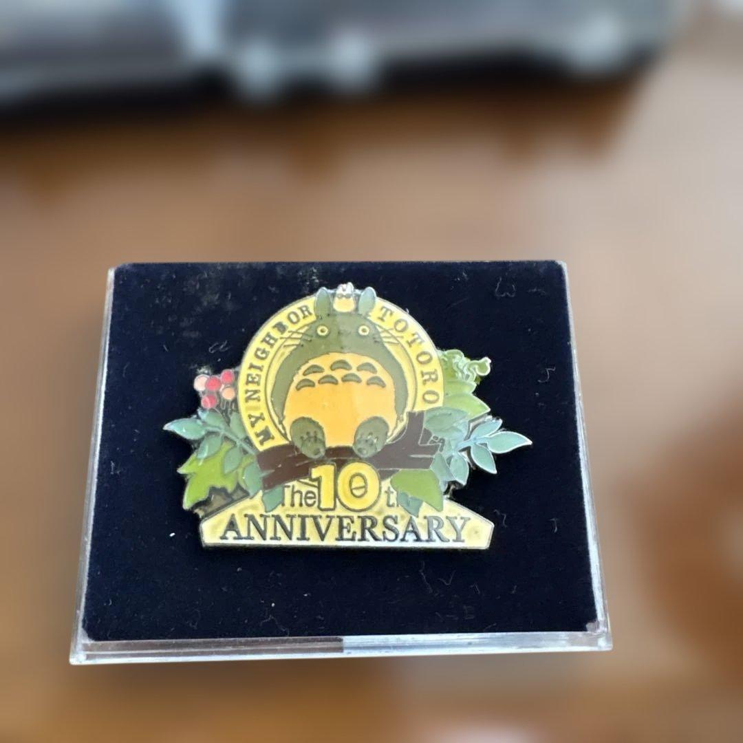 ジブリ 10周年 20周年 となりのトトロ 魔女の宅急便 記念ピンズ ジジ