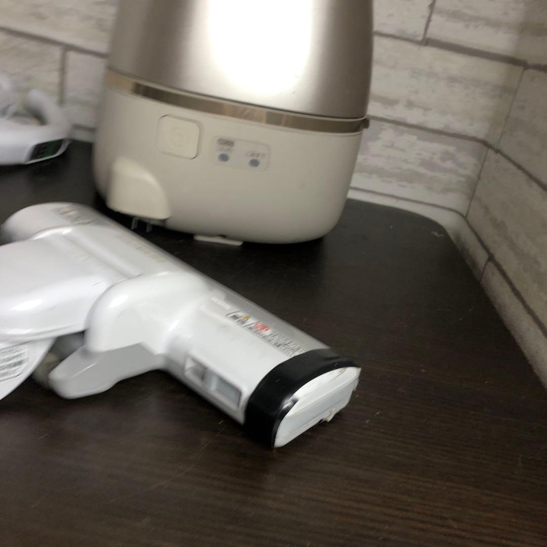 日立　紙パック式クリーナー 掃除機　 CV-KP90H 2021年製