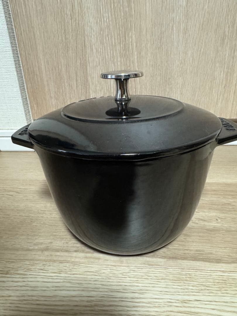 STAUBストウブ ラ ココット de GOHAN 黒　M 16cm