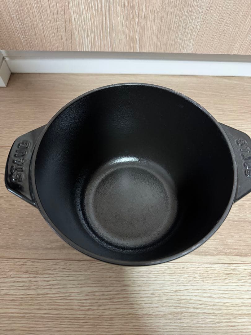 STAUBストウブ ラ ココット de GOHAN 黒　M 16cm