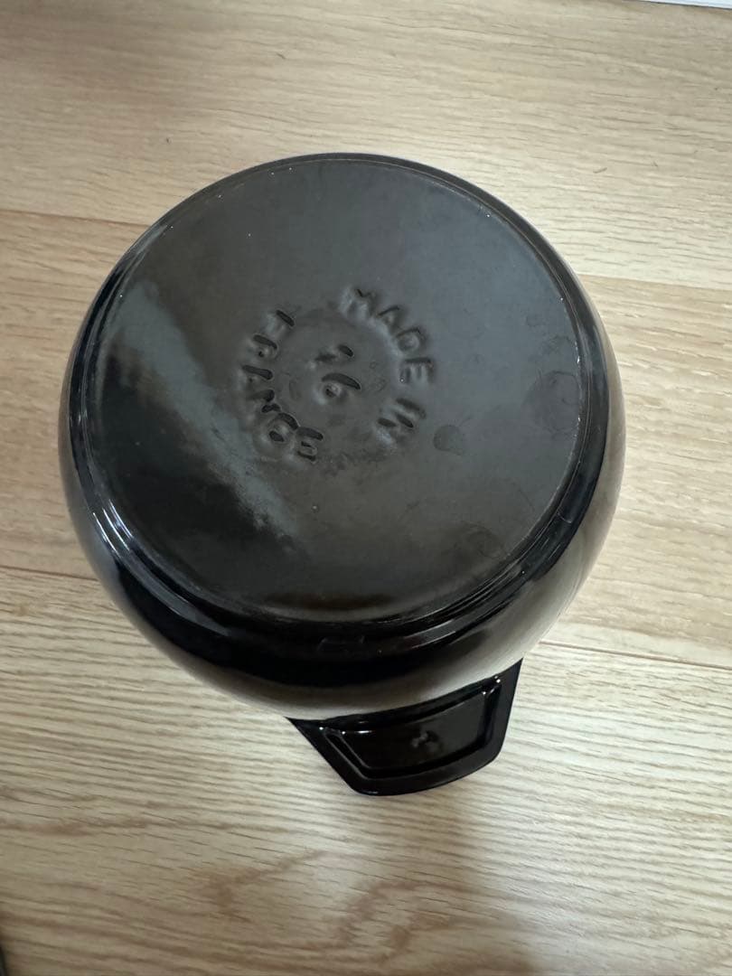 STAUBストウブ ラ ココット de GOHAN 黒　M 16cm