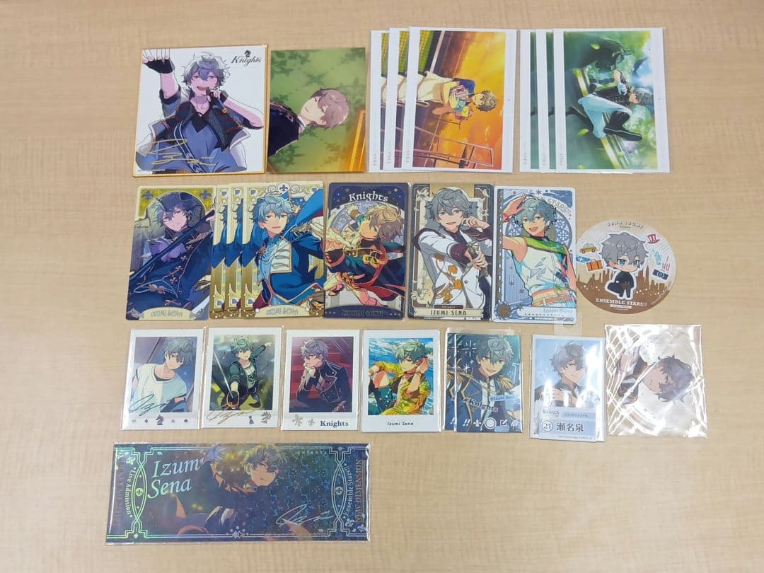 ❶あんスタ Knights ぱしゃこれ 中国 箔押し 紙類 色紙など まとめ売り