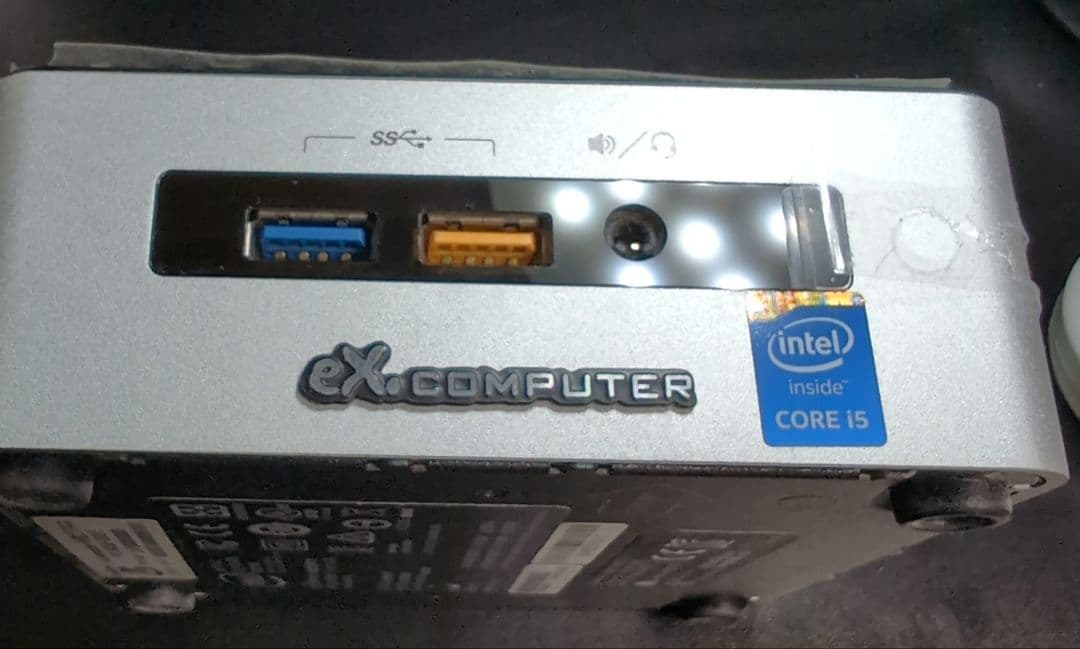 ミニPC Intel NUC5i5RYH Core i5:1.6G mem:8G