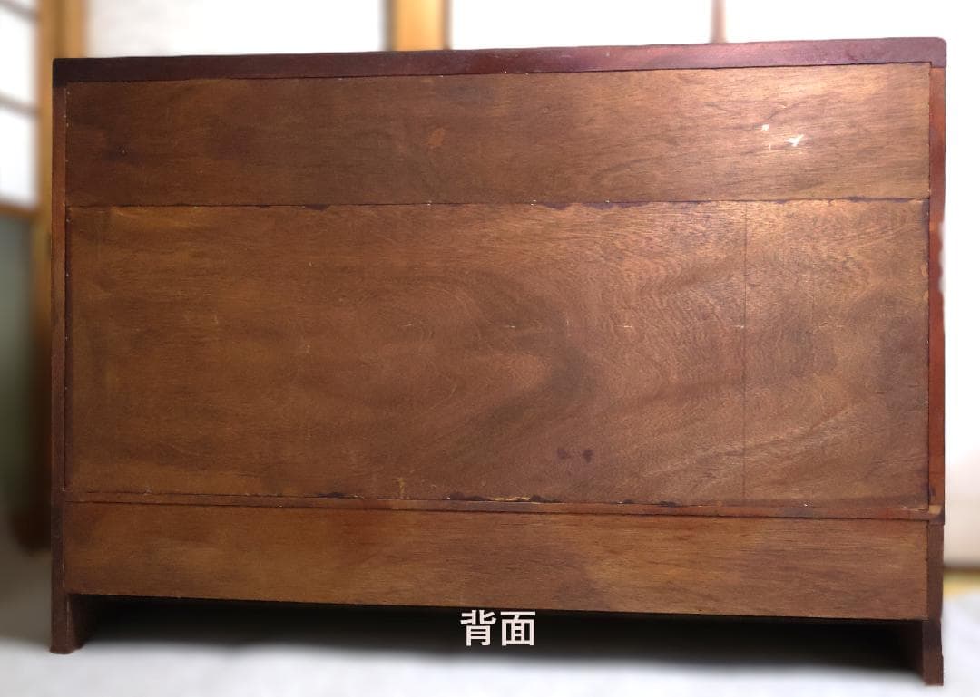 サイドボード　ガラス引戸