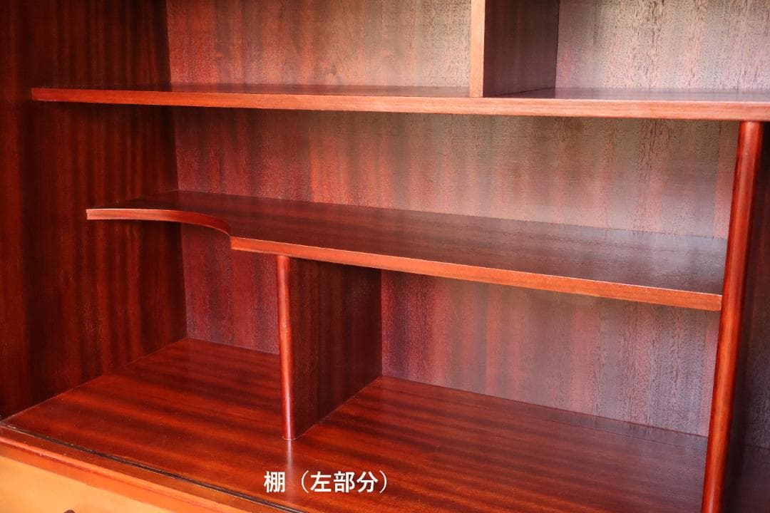 サイドボード　ガラス引戸