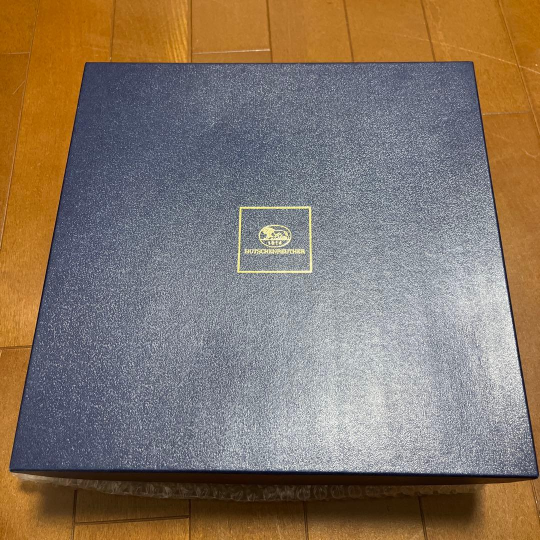 ドイツ製　フッチェンロイター 薔薇と美しいレリーフプレート約26cm 2枚セット
