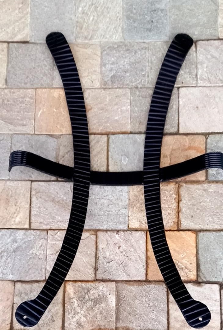 ロートアイアン　オーナメント　妻飾り　壁飾り