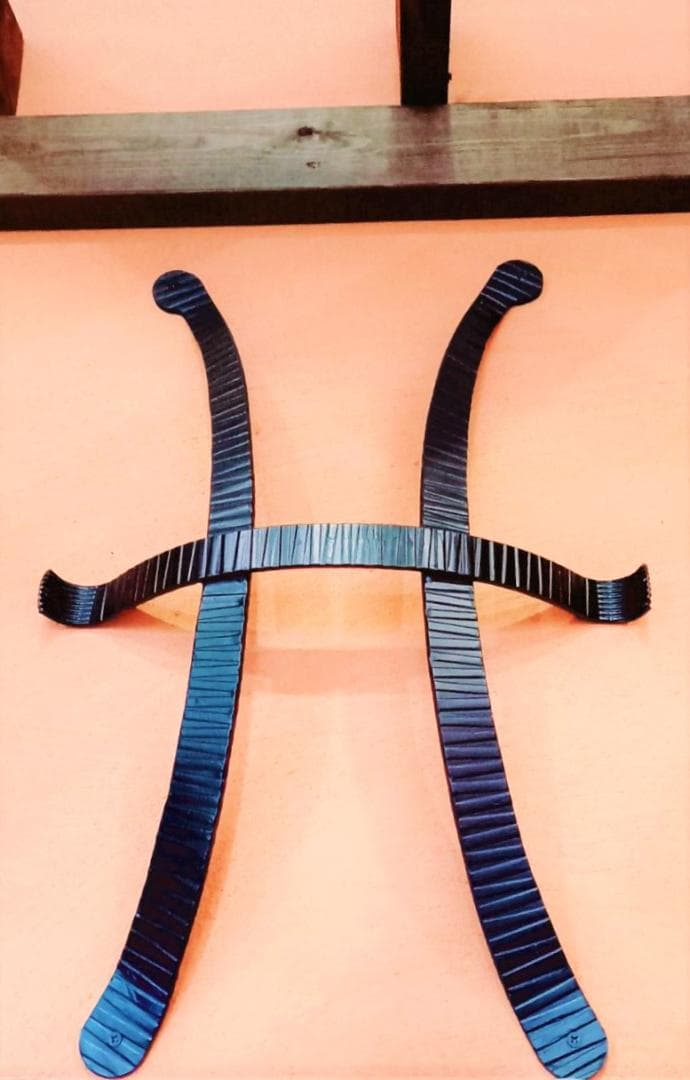 ロートアイアン　オーナメント　妻飾り　壁飾り