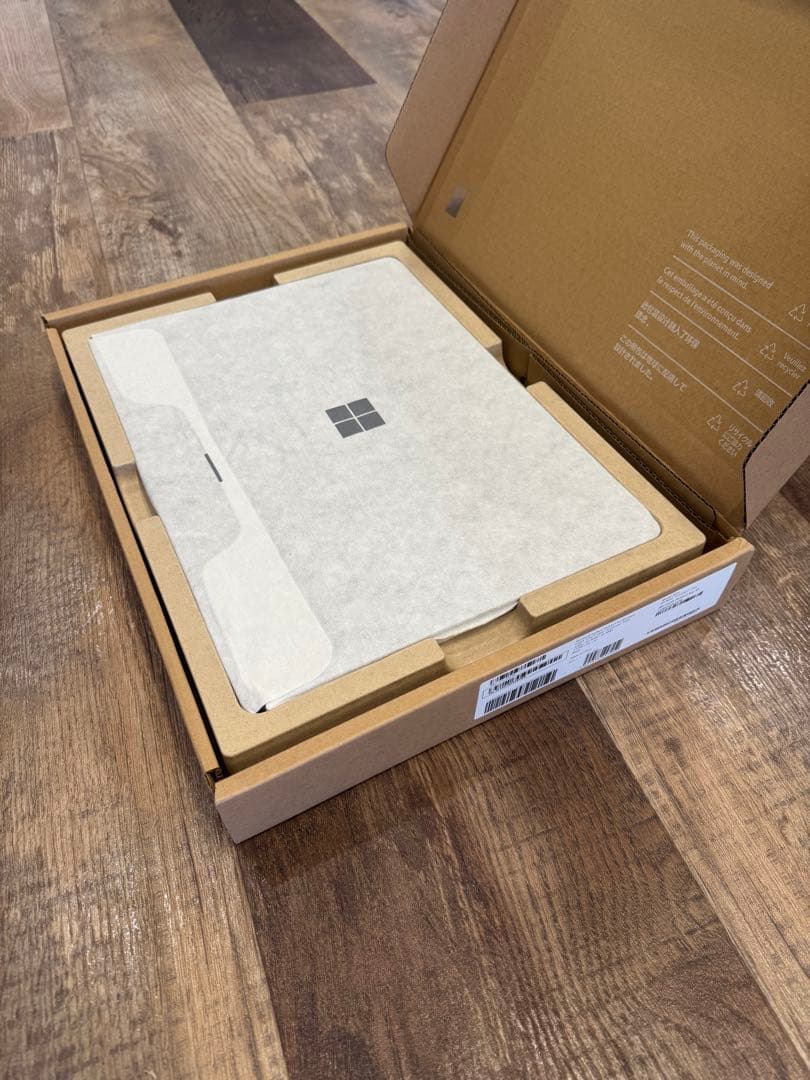 【ほぼ未使用】Microsoft Surface Laptop 6 15インチ