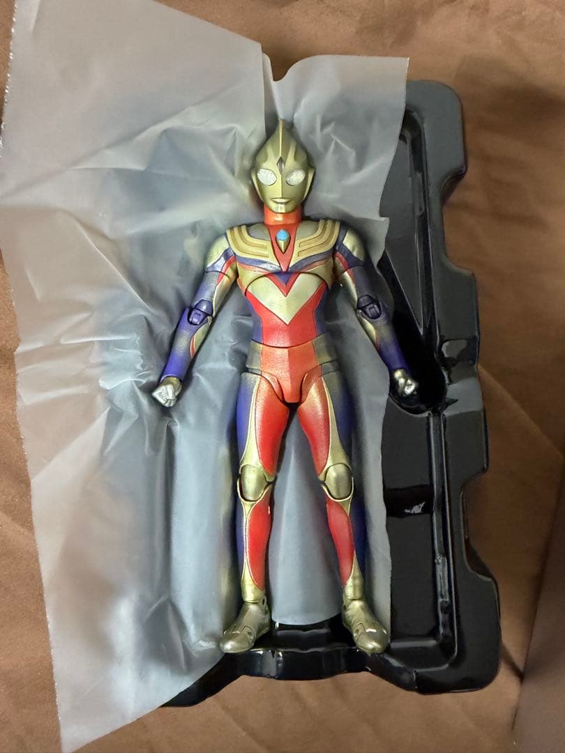 S.H.Figuarts（真骨彫製法） グリッターティガ フィギュアーツ
