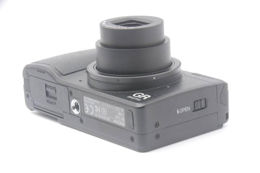 ショット数2810回 美品 RICOH GR DIGITAL IV 充電器付き